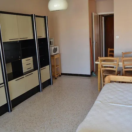 Apartman Pour 2 Pers. Proche - Cap D'agde - Fr-1-880-18